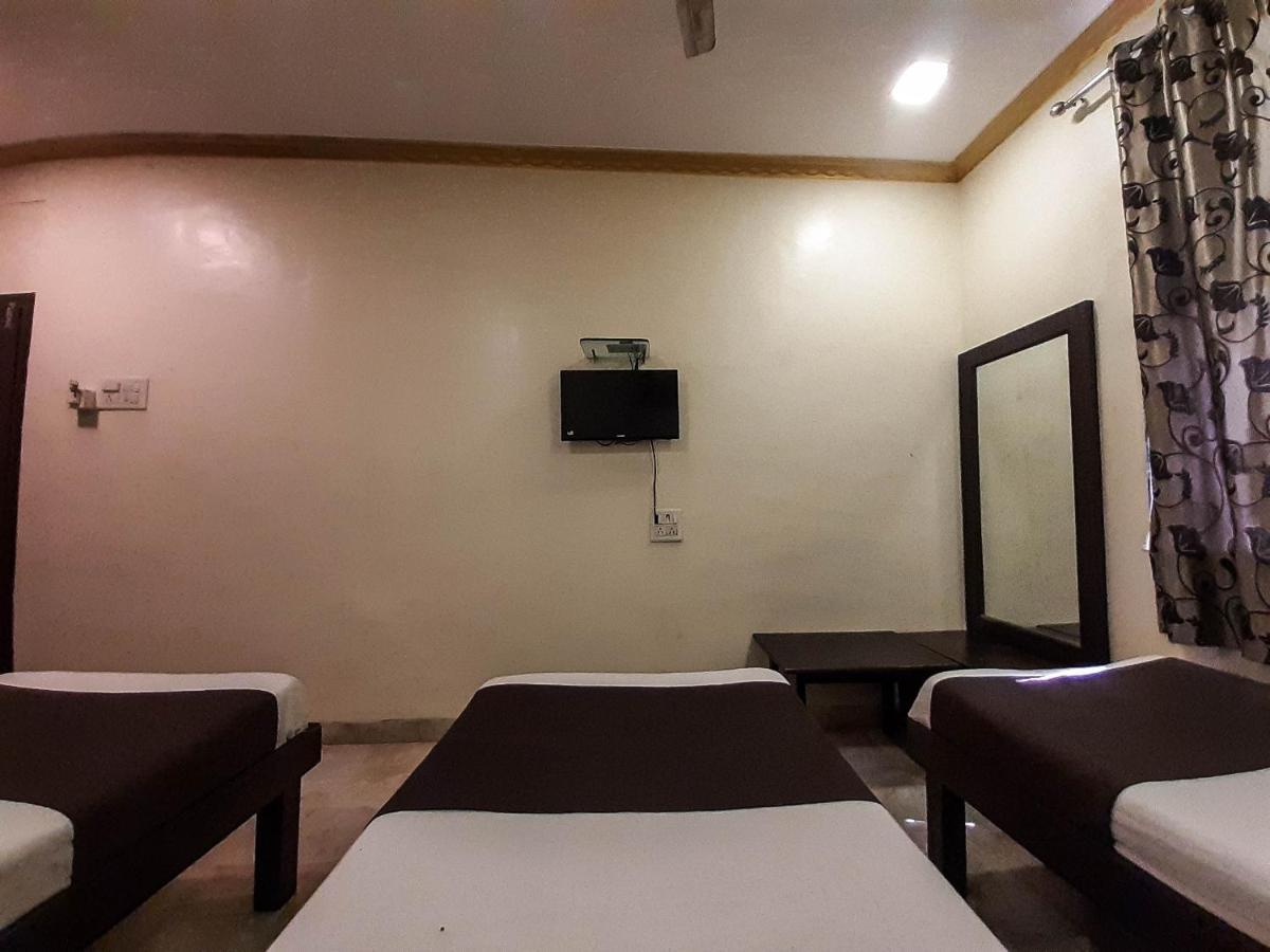 Hotel National Mumbai Ngoại thất bức ảnh
