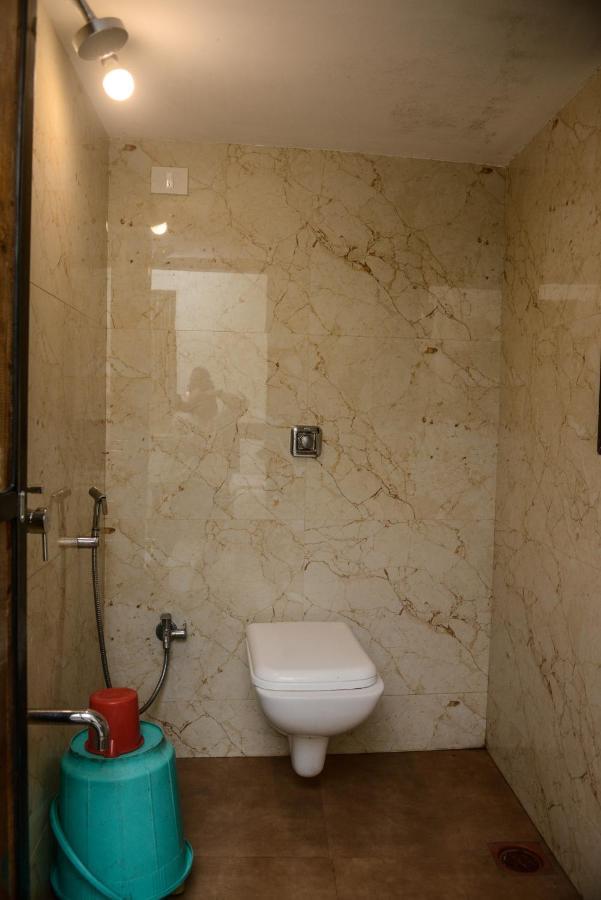 Hotel National Mumbai Ngoại thất bức ảnh