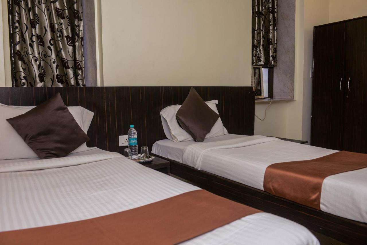 Hotel National Mumbai Ngoại thất bức ảnh